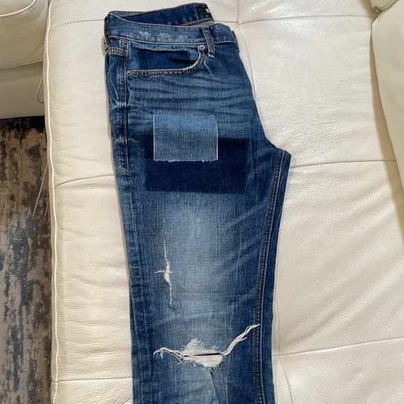 NEW MENS EXPRESS BLUE JEANS WITH STRETCH SLIM SIZE 31”X34” DISTRESSED PATCHES - Picture 3 of 9